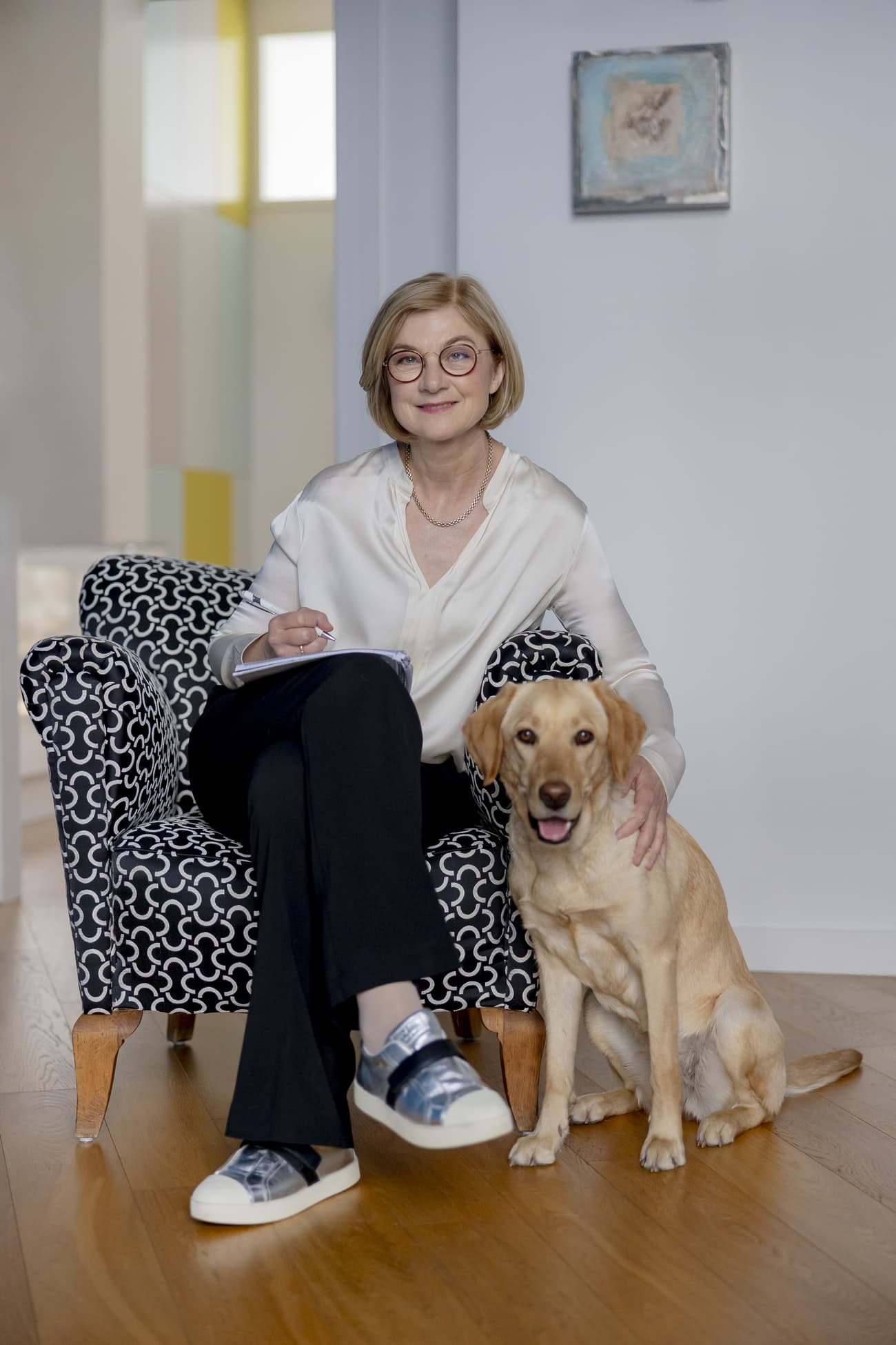 Die Karriereberaterin Melanie Schumacher mit ihrem Hund